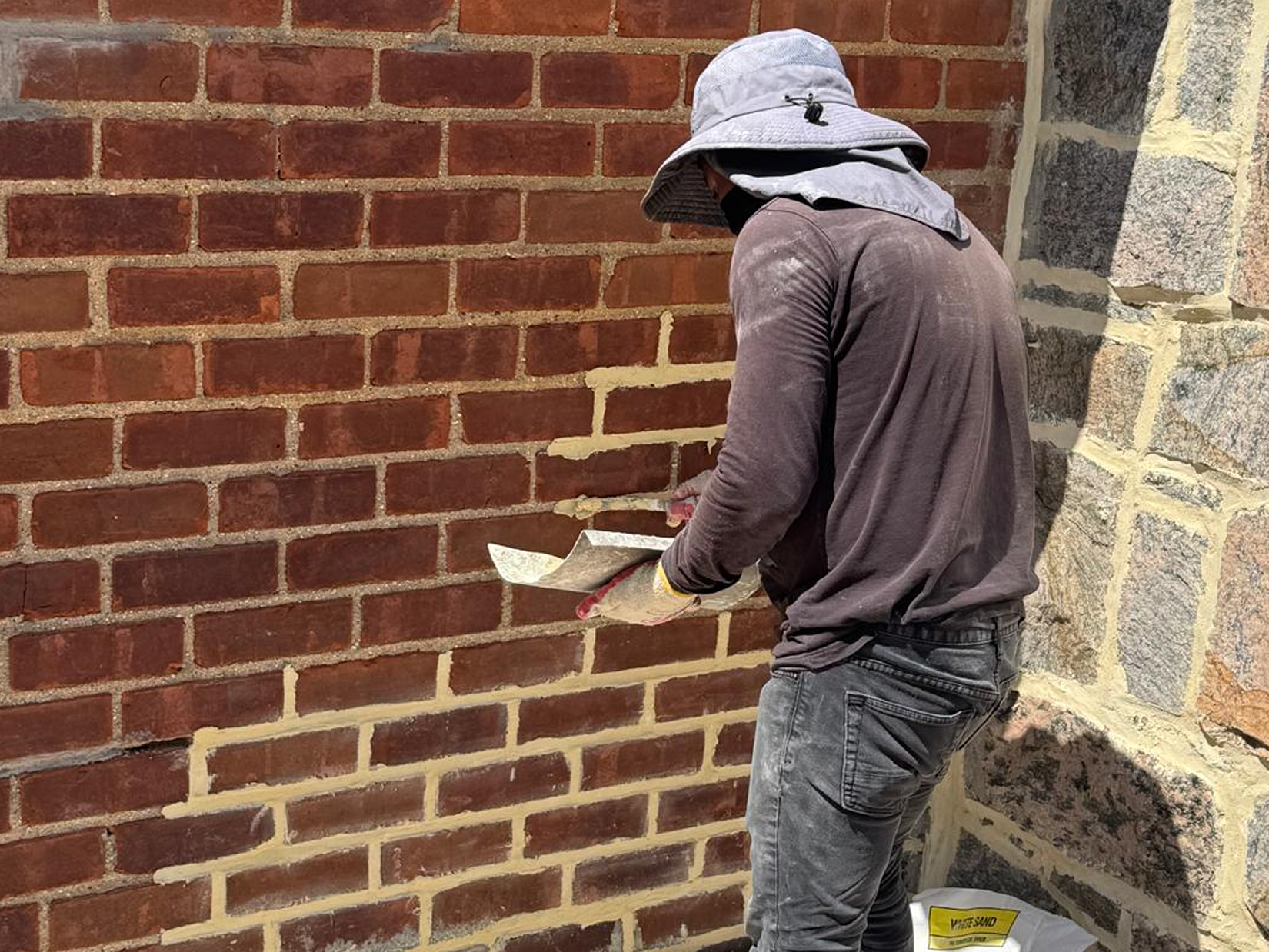 waanrestoration Labour work